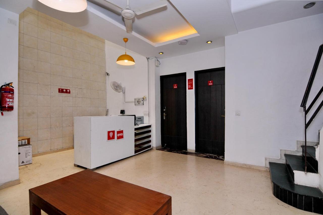 Oyo Flagship 591 Safdarjung Enclave Aparthotel Νέο Δελχί Εξωτερικό φωτογραφία